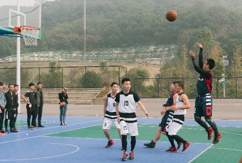 m1509983329147927.jpg 二 投篮.jpg